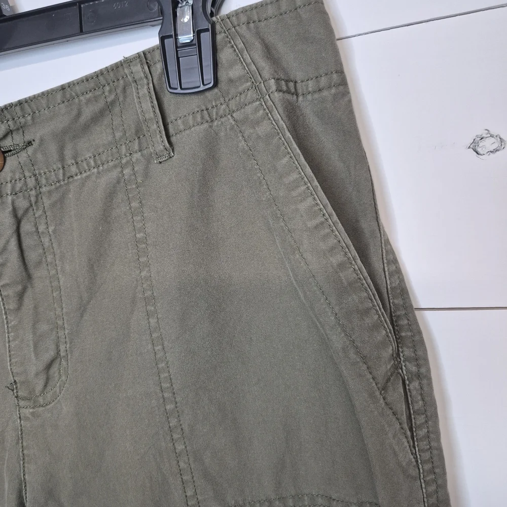 Cabela's Green Cargo Pants Straight Leg With Pocket At The Ankle - Picture 4 of 8